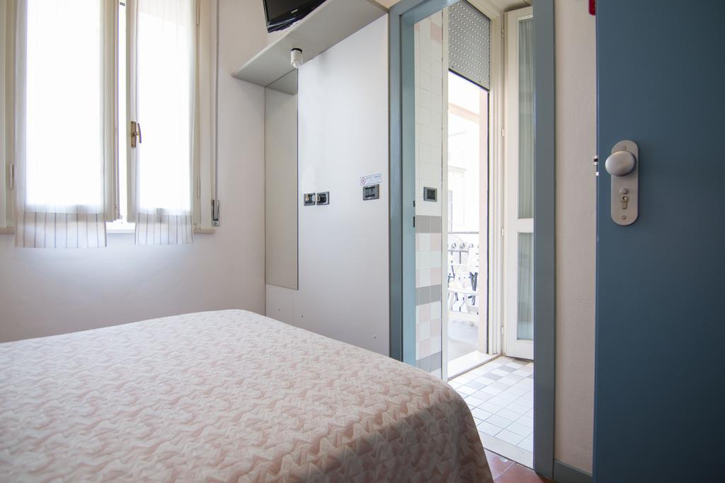 B&B Hotel Souvenir Cesena Ruang foto