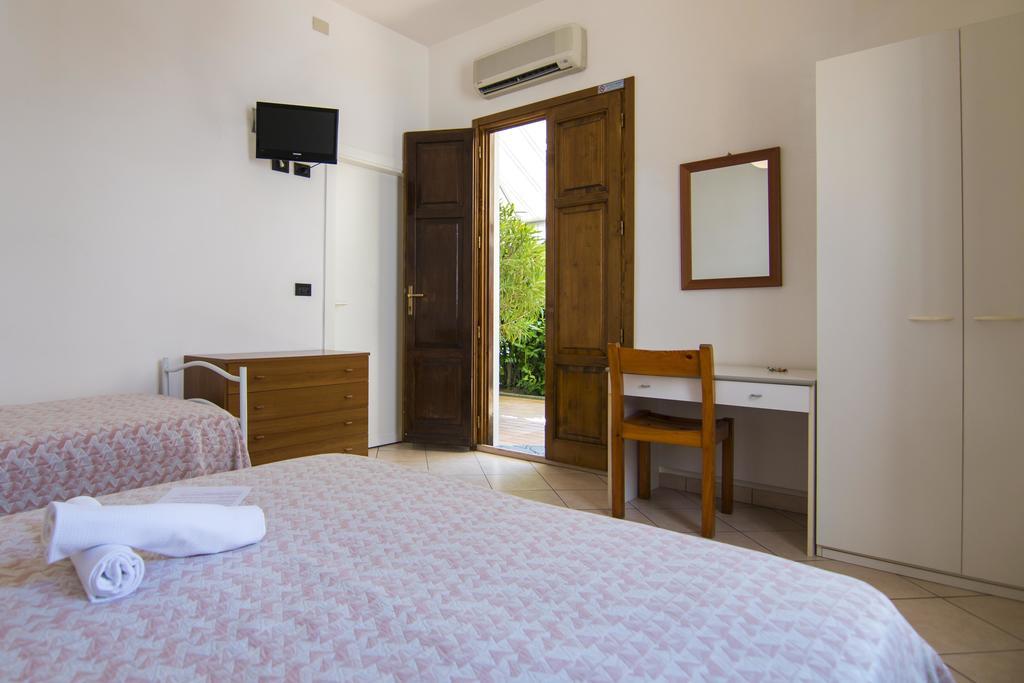 B&B Hotel Souvenir Cesena Ruang foto